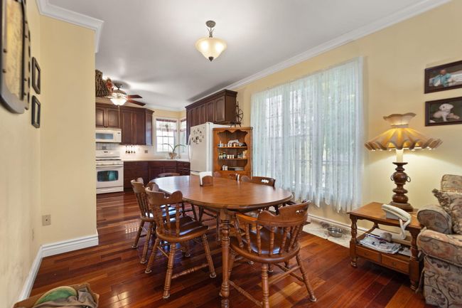 225 Hilltop Rd, Home with 3 bedrooms, 3 bathrooms and null parking in East Bernstadt KY | Image 5