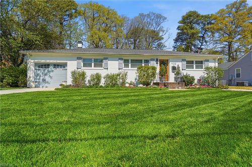 1122 Noble St, NORFOLK, VA, 23518-2628 | Card Image