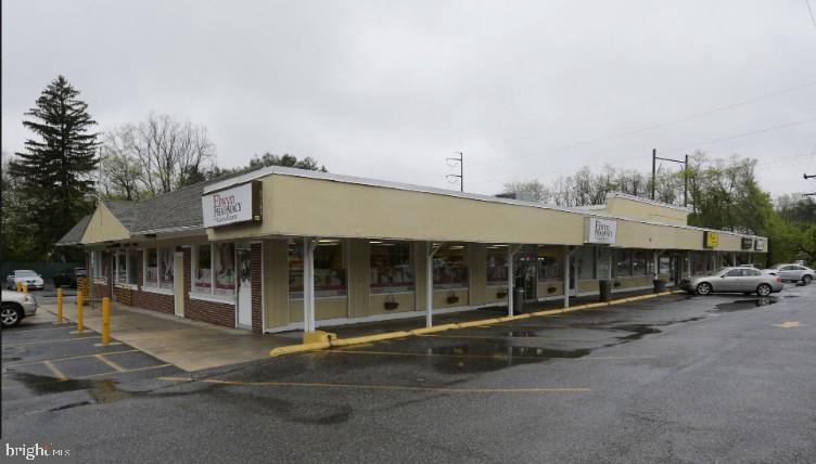 Commercial Lease in MEDIA