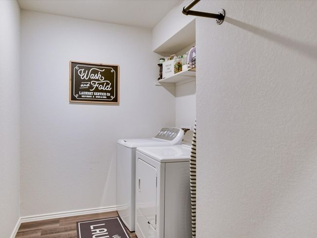 1640 Th Johnson, House other with 3 bedrooms, 2 bathrooms and 4 parking in Taylor TX | Image 11