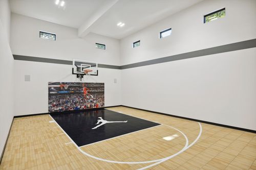 1939 Linner Rd, Wayzata, MN, 55391-2219 | Card Image