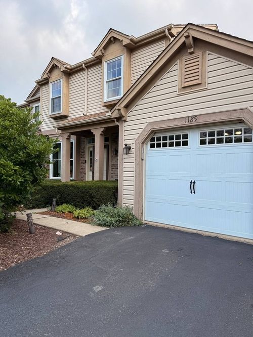 1189 Regent Dr, Mundelein, IL, 60060-2000 | Card Image