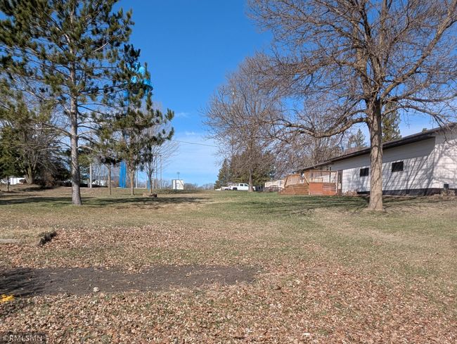 Large backyard | Image 57