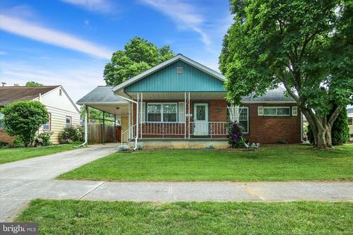 811 Coolidge St, NEW CUMBERLAND, PA, 17070-1429 | Card Image