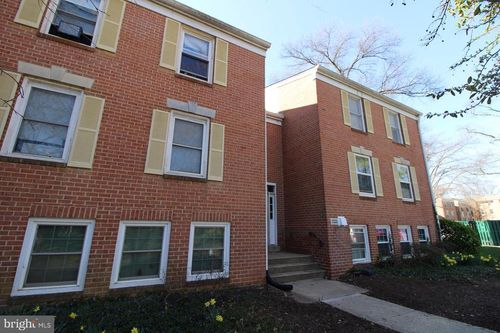 884 Quince Orchard Blvd, GAITHERSBURG, MD, 20878-1709 | Card Image