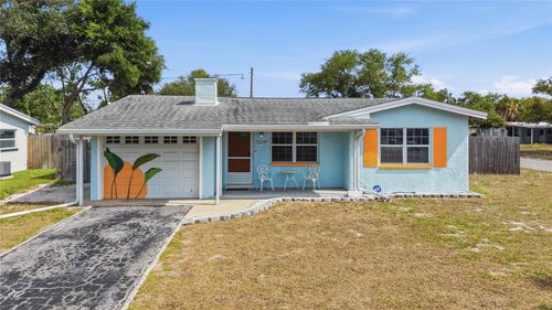 10437 52nd Ave N, St Petersburg, FL, 33708-3381 | Card Image