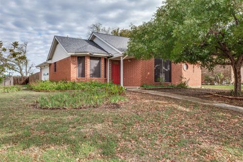 6644 Lakeside Dr, Lake Worth, TX, 76135-2355 | Card Image