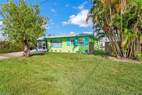 2567 Cay Cv, MATLACHA, FL, 33993-9734 | Card Image