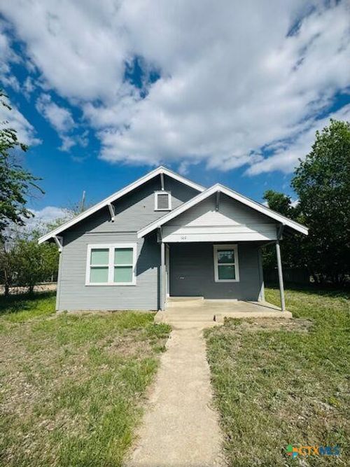 100 N Brazos Street, Lockhart, TX, 78644 | Card Image