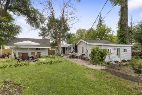3066 Uranus Rd, Lake Geneva, WI, 53147-3118 | Card Image
