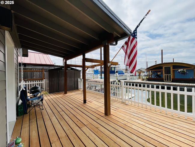 E-1 - 34326 Johnsons Landing Rd, Home with 1 bedrooms, 1 bathrooms and null parking in Scappoose OR | Image 24