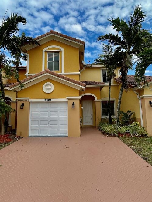 24651 Sw 110th Ave, Homestead, FL, 33032-4617 | Card Image