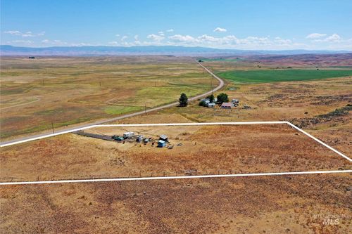 2957 Farm To Market Rd, Midvale, ID, 83645-5315 | Card Image