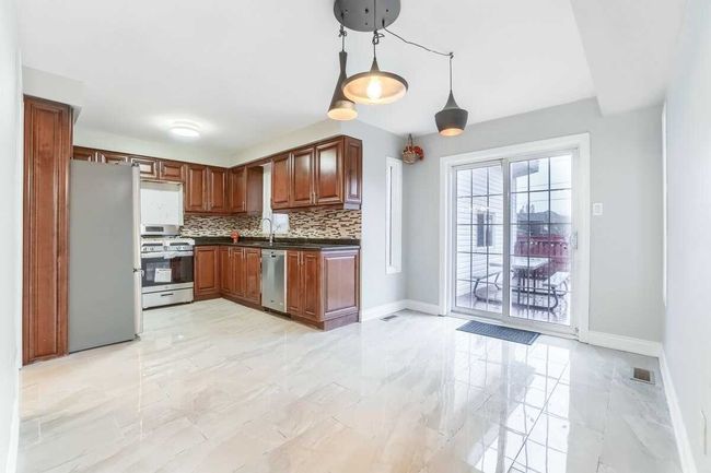 59 Carle Cres, House other with 4 bedrooms, 4 bathrooms and 6 parking in Ajax ON | Image 11