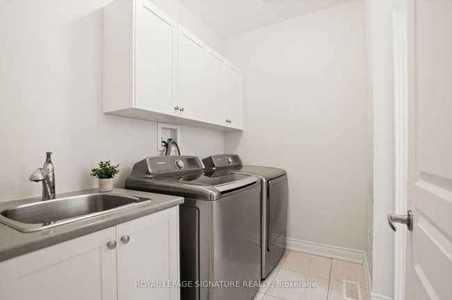 103 Ironside Dr, House other with 5 bedrooms, 5 bathrooms and 4 parking in Woodbridge ON | Image 23
