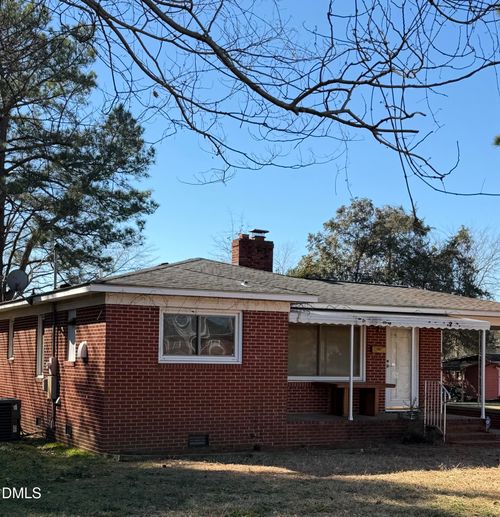 404 Forbes Dr, Smithfield, NC, 27577-4207 | Card Image