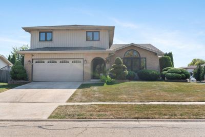 720 Roof Avenue, House other with 4 bedrooms, 2 bathrooms and 2 parking in Romeoville IL | Image 1