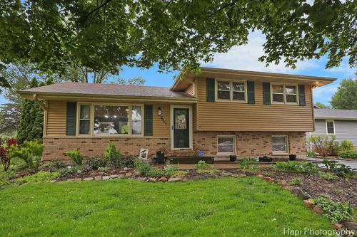 2007 Oak Dr, McHenry, IL, 60050-3838 | Card Image