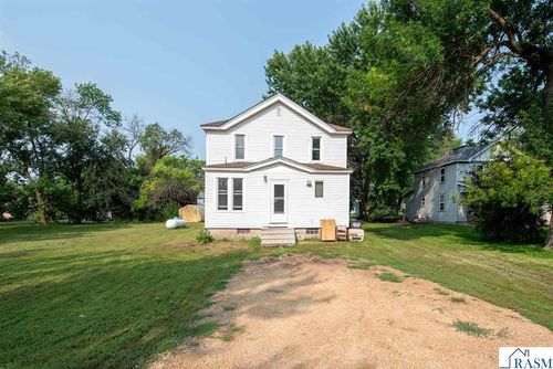 318 2nd Ave, Pemberton, MN, 56078-2235 | Card Image