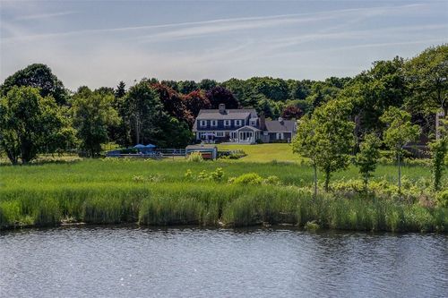 47 Fallon Dr, Westport, MA, 02790-1208 | Card Image