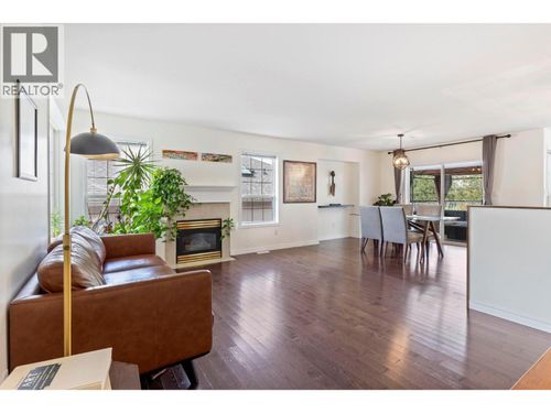 2098 Sunview Dr, West Kelowna, BC, V1Z3P9 | Card Image