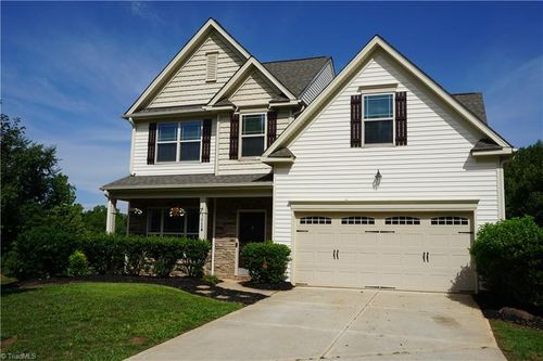 3008 Mirasol Ct, Walkertown, NC, 27051-9021 | Card Image