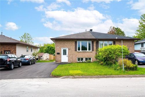 119 Nickolas Cres, Cambridge, ON, N3C3L7 | Card Image