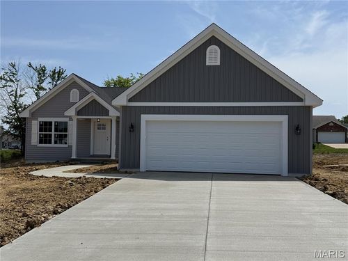 18804 Addi Dr, Warrenton, MO, 63383-2940 | Card Image