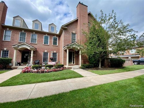341 S Village Way, Canton, MI, 48188-3450 | Card Image