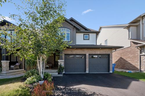 53 Aberdeen St, Fergus, ON, N1M0C1 | Card Image