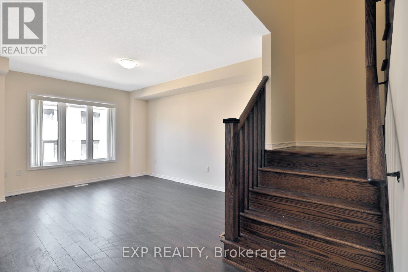 Residential Lease in Hamilton (Stoney Creek) 5