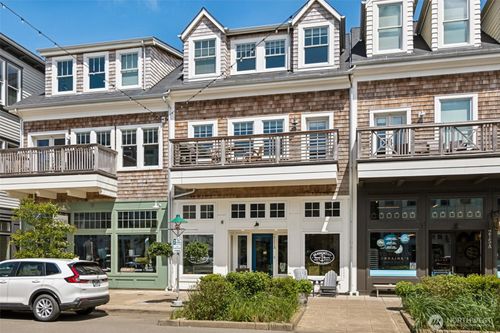 211 Market St, Pacific Beach, WA, 98571 | Card Image