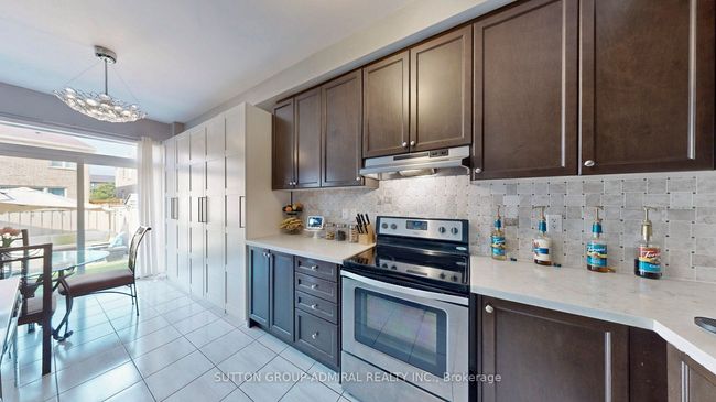 67 Zelda Rd, House attached with 4 bedrooms, 3 bathrooms and 3 parking in Brampton ON | Image 10