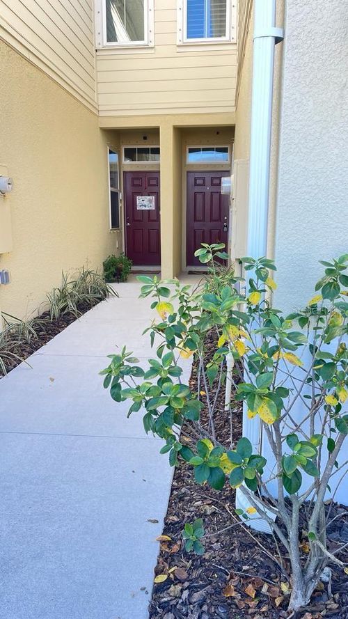 10785 Verawood Dr, RIVERVIEW, FL, 33579-2145 | Card Image