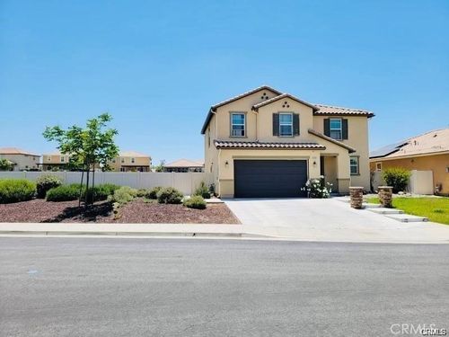 35945 Dylan Ct, Beaumont, CA, 92223-1673 | Card Image