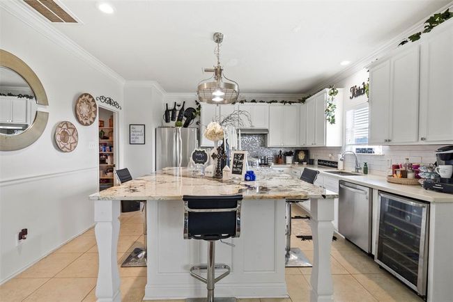 6407 Hillock Ln, House other with 4 bedrooms, 3 bathrooms and 2 parking in Pearland TX | Image 9