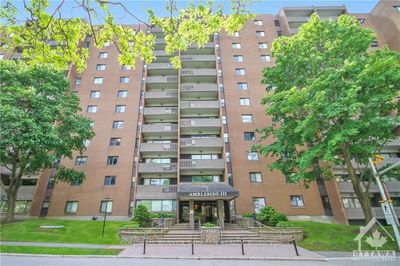 216 - 1100 Ambleside Dr, Condo with 2 bedrooms, 1 bathrooms and 1 parking in Ottawa ON | Image 2