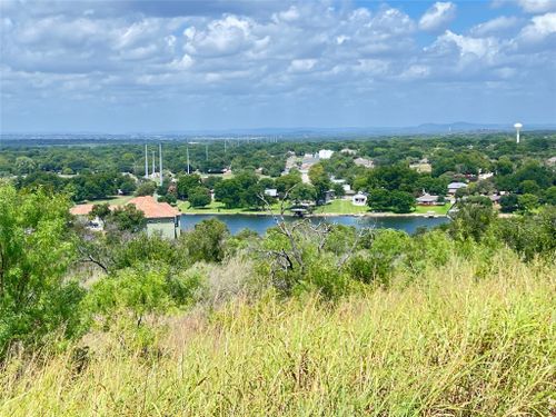902 Esperanza Ave, Marble Falls, TX, 78654 | Card Image