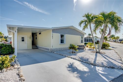7281 Cobiac Dr, St. James City, FL, 33956-2742 | Card Image