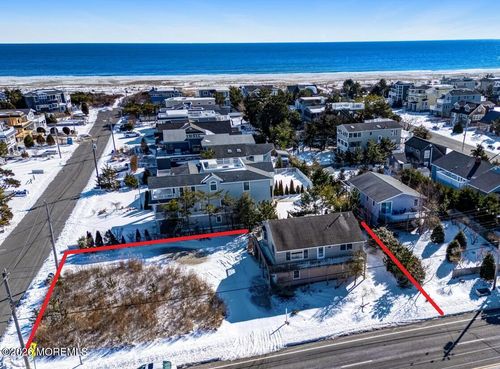 2402 -L- Central Ave, Barnegat Light, NJ, 08006-1605 | Card Image