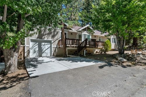  Oak Street, Big Bear Lake, CA, 92315 | Card Image