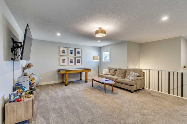 47 Mahogany Cape Se, House other with 3 bedrooms, 3 bathrooms and 4 parking in Calgary AB | Image 23
