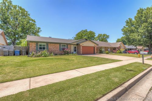 12002 E 39th St, Tulsa, OK, 74146-3007 | Card Image