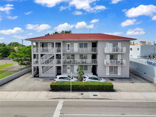 8-3424 W Flagler St, MIAMI, FL, 33135 | Card Image