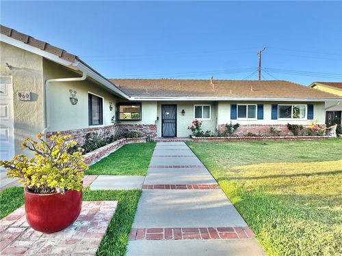 960 Junipero Dr, Costa Mesa, CA, 92626 | Card Image