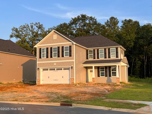 112 Ironbark Dr, Raeford, NC, 28376-3264 | Card Image