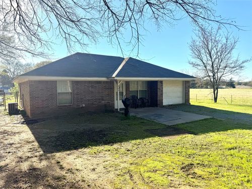205 County Road 1135, Ravenna, TX, 75476-5414 | Card Image