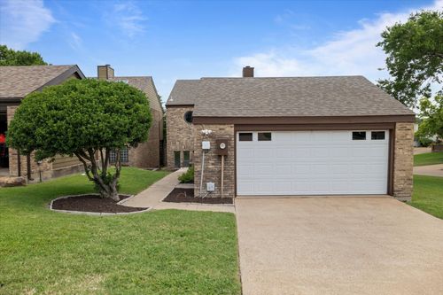 302 Columbia Dr, Rockwall, TX, 75032-5705 | Card Image