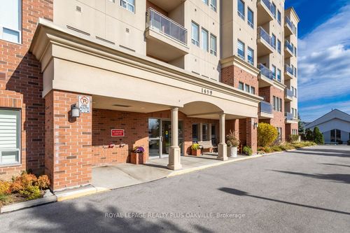 403-1499 Nottinghill Gate, Oakville, ON, L6M5G1 | Card Image