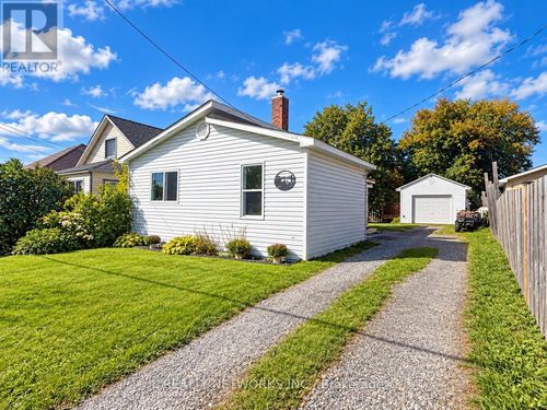 132 Huot St, South Porcupine, ON, P0N1H0 | Card Image